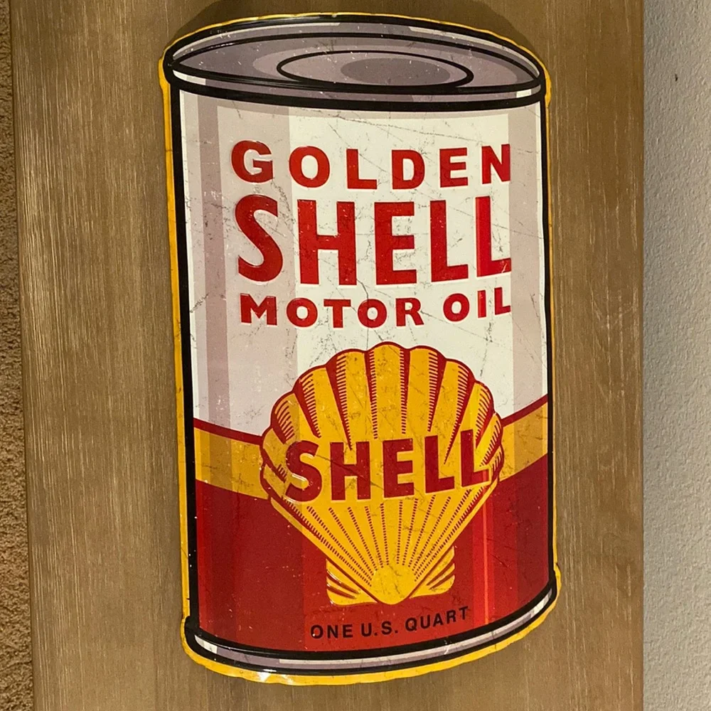 Vintaged Metal Shell Golden Shell Motor Oil Metal Sign - Picture 1 of 4
